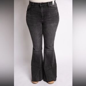 Judy Blue Black Wash Super Flares